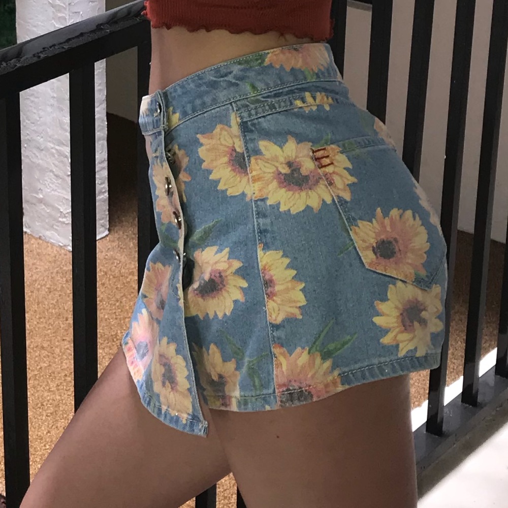 sunflower skirt/ shorts